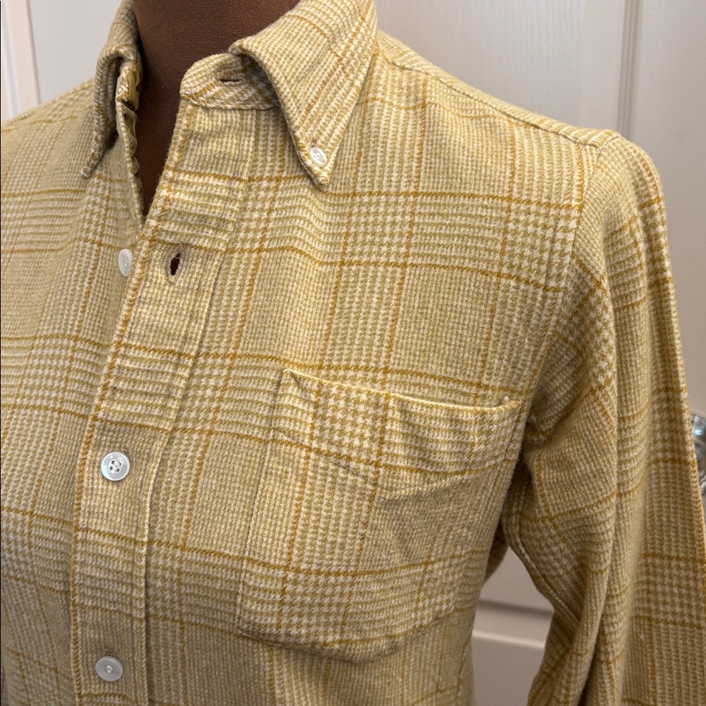 VTG Pendleton Women's Tan Yellow Plaid Wool Long Sleeve Button Up Shirt Size S - Picture 7 of 10